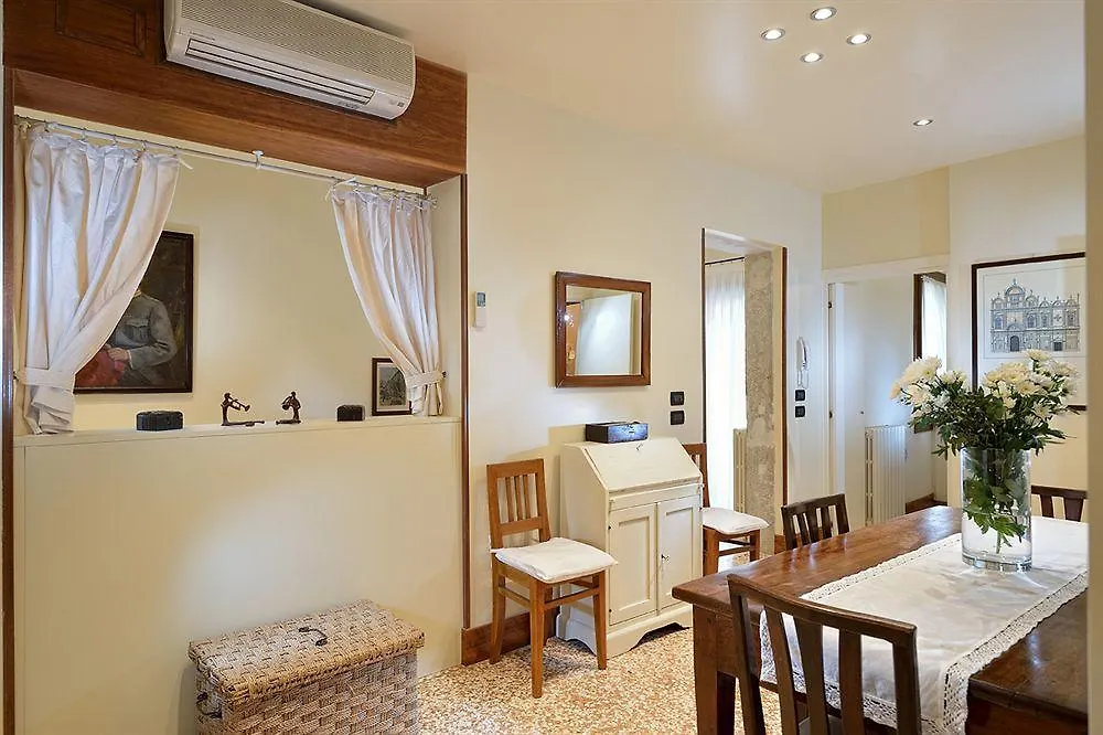 Warm Hospitality Apartments Venice